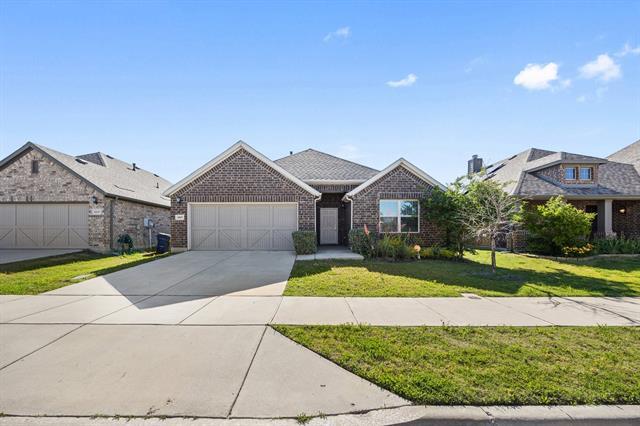 4805 Cleves Ave in Aubrey, TX - Building Photo - Building Photo