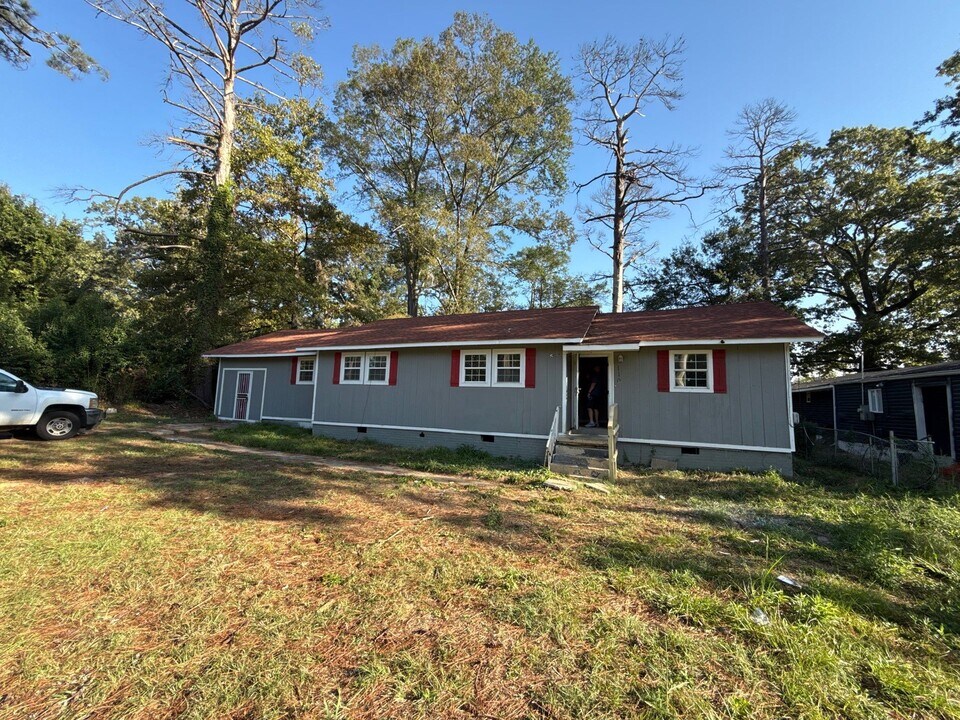 110 Pine Lawn Pl in Jackson, MS - Building Photo