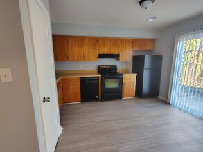 16 Duiguid Dr in Lynchburg, VA - Building Photo - Building Photo