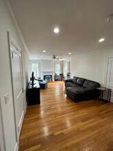 41 Linnaean St in Cambridge, MA - Building Photo - Building Photo