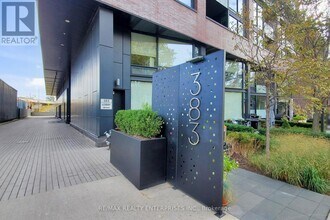 383 Sorauren Ave in Toronto, ON - Building Photo - Building Photo