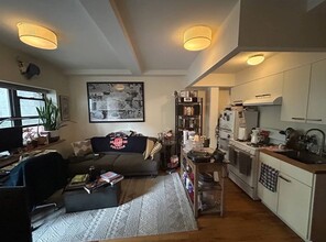 294 Broome St in New York, NY - Building Photo - Building Photo