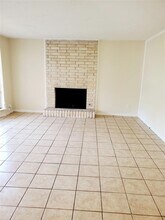 11806 Hillcroft Ave in Houston, TX - Building Photo - Building Photo
