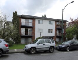 1070 W 10th Ave in Vancouver, BC - Building Photo