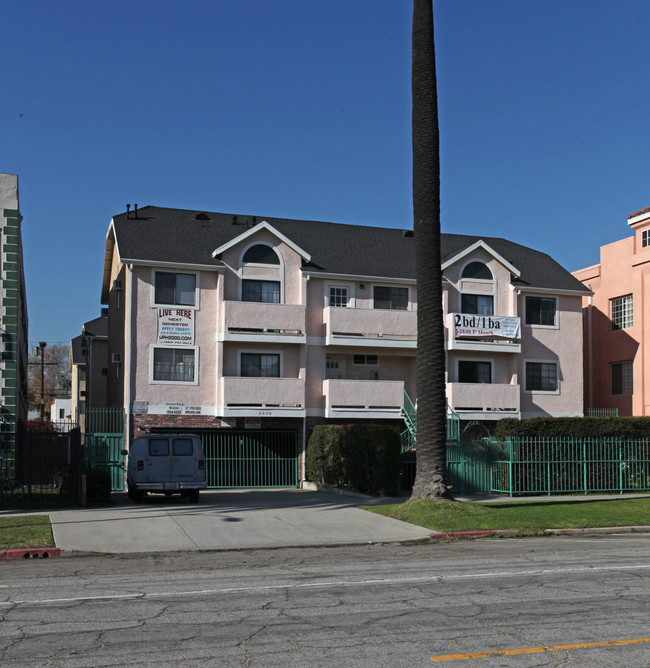 2659 Ellendale Place in Los Angeles, CA - Foto de edificio - Building Photo