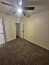 5033 Linwood Blvd in Kansas City, MO - Building Photo - Building Photo