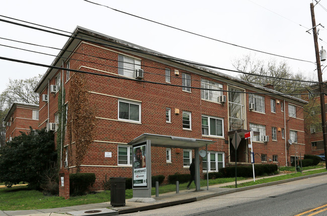 Altamont Manor Condominium in Washington, DC - Building Photo - Building Photo