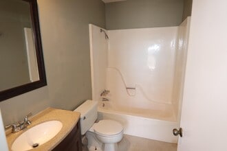 1021 Park Meadow Dr in Beaumont, TX - Building Photo - Building Photo