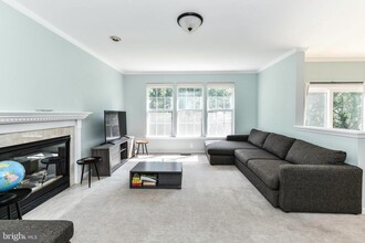 44354 Ladiesburg Pl in Ashburn, VA - Building Photo - Building Photo