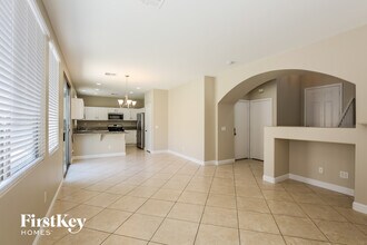 1828 W Hammer Ln in North Las Vegas, NV - Foto de edificio - Building Photo