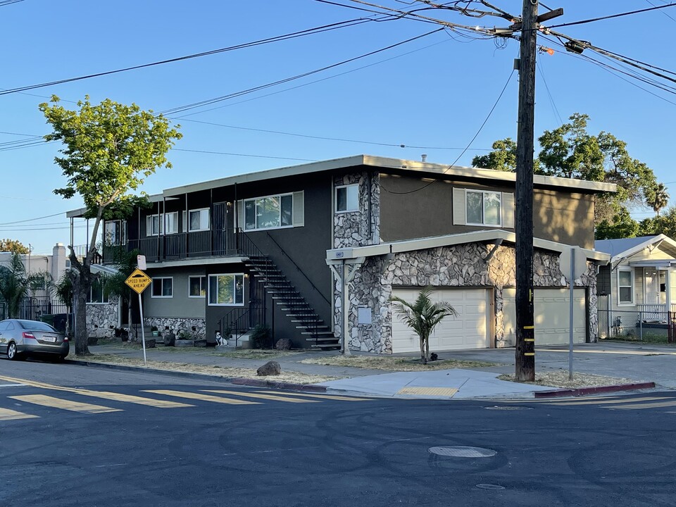 6405 Brann St in Oakland, CA - Building Photo