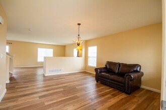 5747 Jaguar Way in Lone Tree, CO - Building Photo - Building Photo