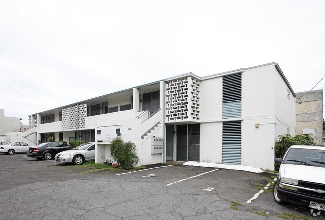 1955 Young St, Unit B