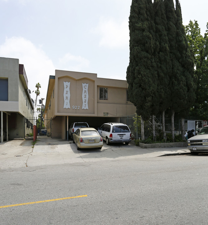 922 S Normandie Ave in Los Angeles, CA - Building Photo