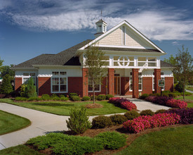 Park at Oaklawn in Charlotte, NC - Building Photo - Building Photo