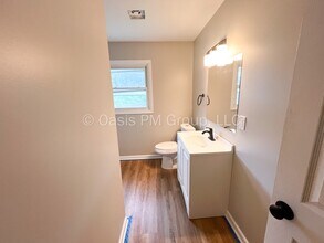3748 Gairlock Dr in Columbus, OH - Building Photo - Building Photo