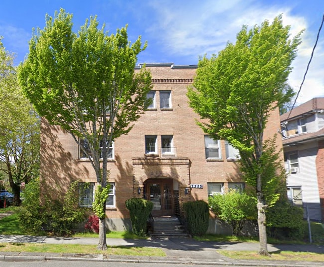 property at 1315-1325 6th Ave