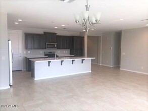 40765 W Haley Dr in Maricopa, AZ - Building Photo - Building Photo