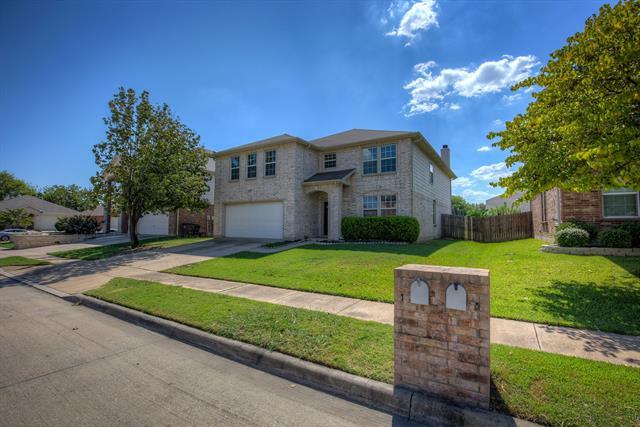 4544 Martingale View Ln in Fort Worth, TX - Building Photo - Building Photo