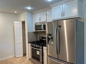 5910 Dawnridge Dr in Houston, TX - Foto de edificio - Building Photo