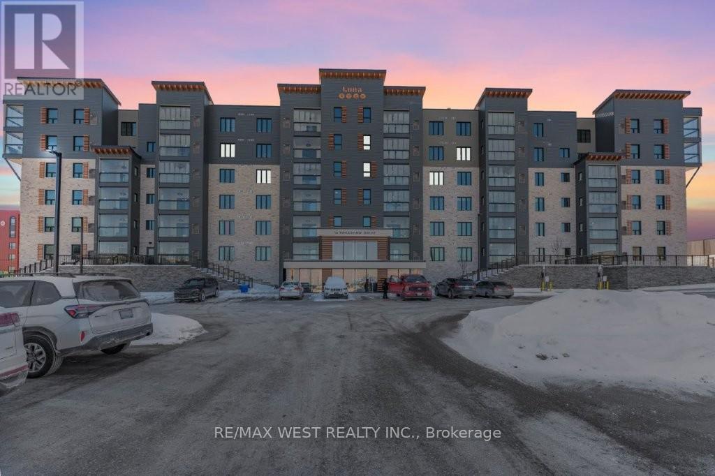 15-315 Kneeshaw Dr in Barrie, ON - Building Photo