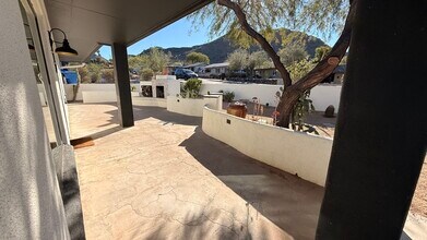 1510 E Sunnyslope Ln in Phoenix, AZ - Building Photo - Building Photo