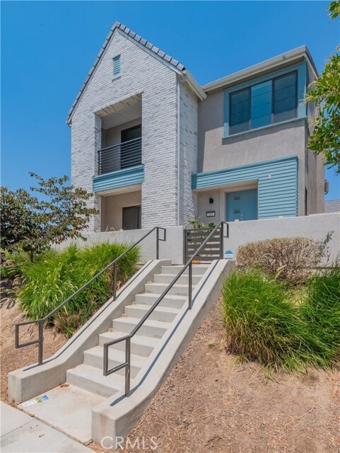 property at 215 Sawbuck