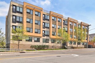 68 Lake St in White Plains, NY - Building Photo