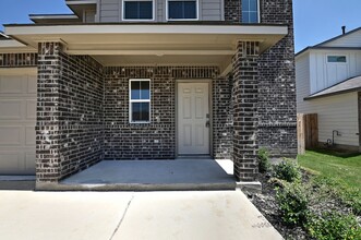 13507 Hummel Lp in San Antonio, TX - Building Photo - Building Photo