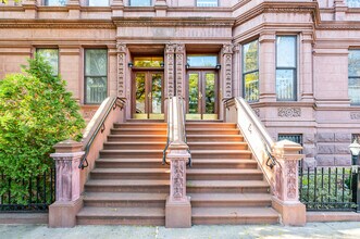 Mount Morris Park West in New York, NY - Foto de edificio - Building Photo