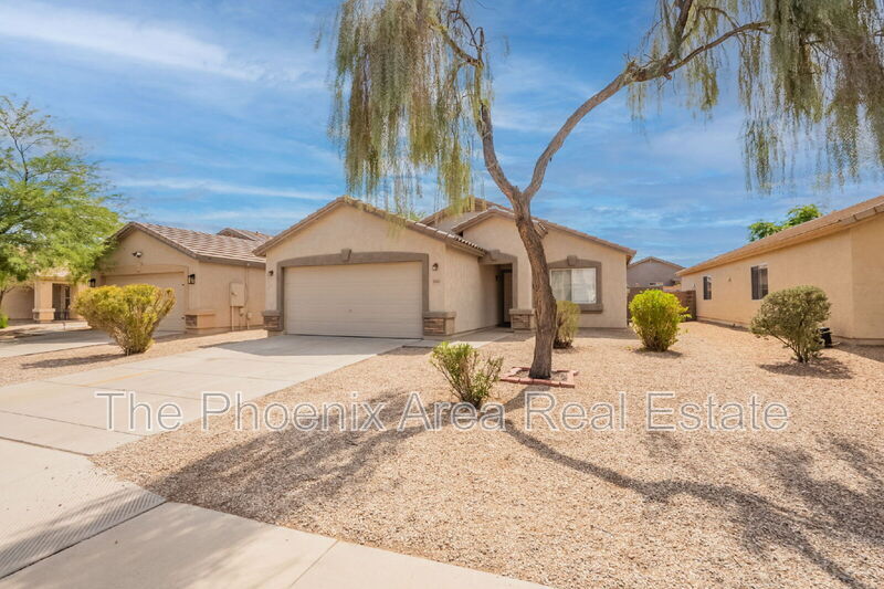 2685 E Olivine Rd in San Tan Valley, AZ - Building Photo