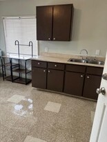 323 S Chelan Ave in Wenatchee, WA - Building Photo