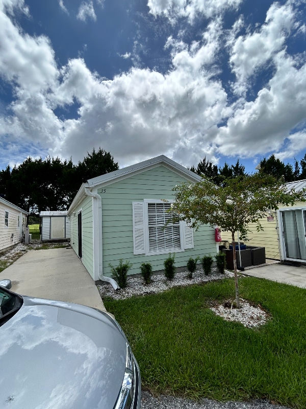 property at 2727 Frontage Rd