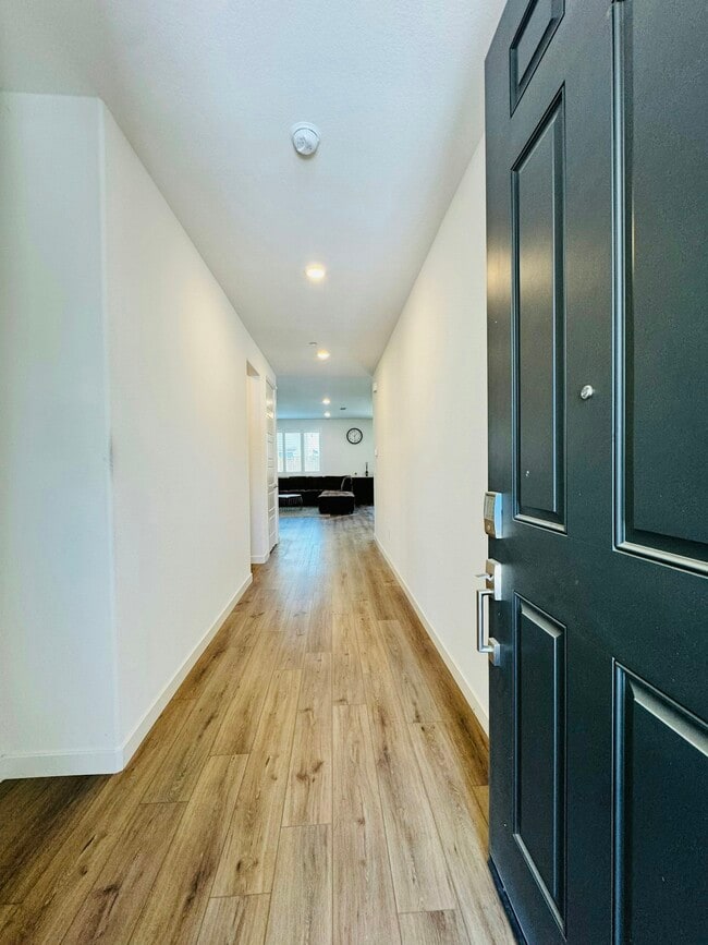 5473 Guenoc Valley Ln in Antioch, CA - Building Photo - Building Photo