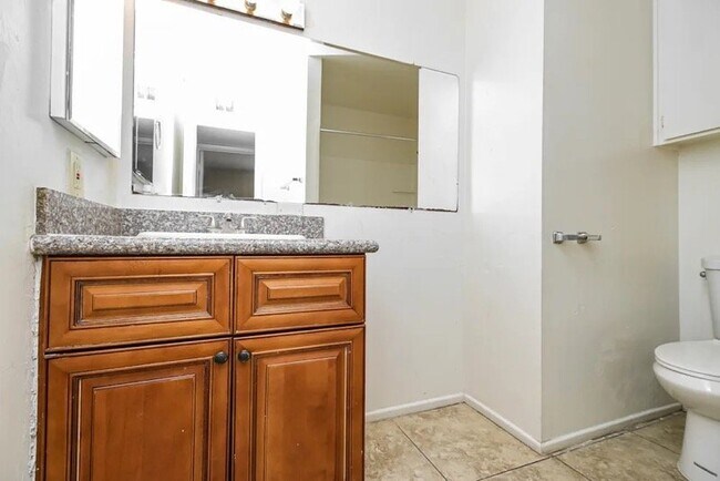 property at 3527 S Shafer Dr