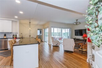 2671 Citrus Lake Dr in Naples, FL - Foto de edificio - Building Photo