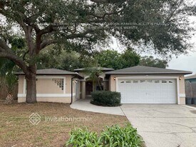 11006 62nd St N in Pinellas Park, FL - Building Photo