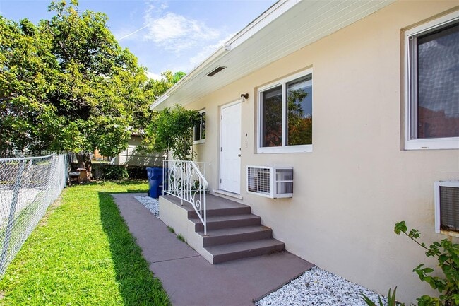 property at 1225 SW 7th St