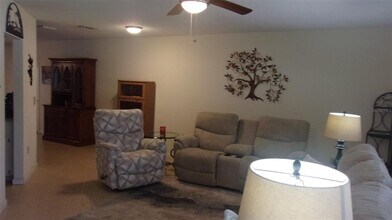 10821 SW 83rd Ct in Ocala, FL - Building Photo - Building Photo