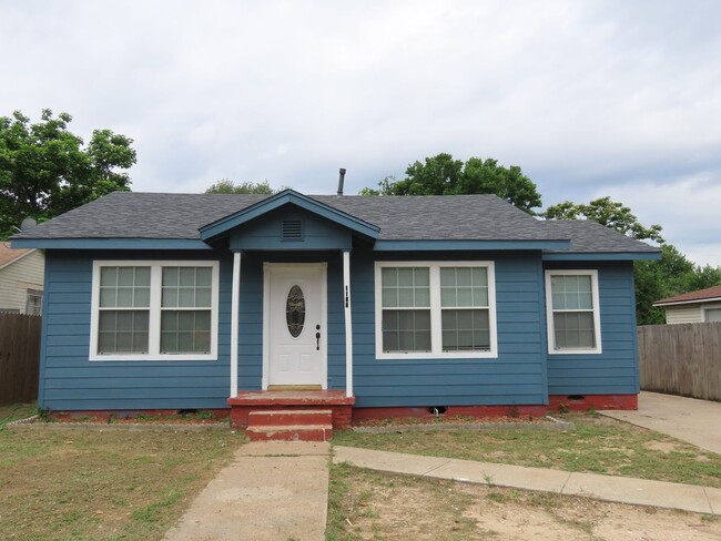 property at 1133 S Academy Ave
