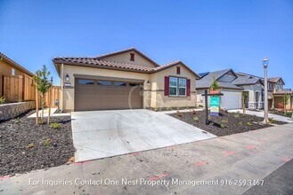 250 Martos Ct in Lincoln, CA - Building Photo - Building Photo