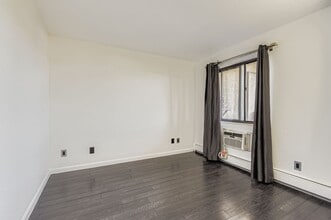 7420 E Quincy Ave, Unit Quincy in Denver, CO - Foto de edificio - Building Photo