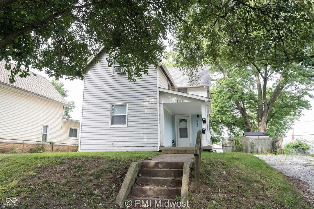 831 S Webster St in Kokomo, IN - Building Photo