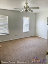 4270 Williamsbrook Ln-Unit -Unit A in Greenville, NC - Building Photo - Building Photo
