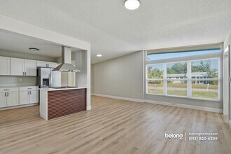 3128 Bay St in Sarasota, FL - Building Photo - Building Photo