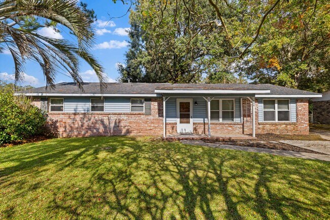 property at 100 English Rd