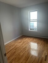 92 E 232nd St in Bronx, NY - Building Photo