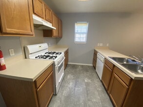 222 E 13th St in Fayetteville, AR - Building Photo - Building Photo