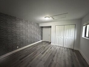 5749 Garfield St in Hollywood, FL - Building Photo - Building Photo