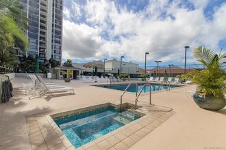 322 Aoloa St, Unit 1712 in Kailua, HI - Building Photo - Building Photo
